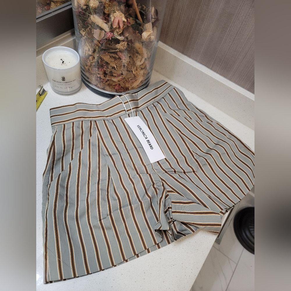 NEW VERONICA BEARD elbe short in seafoam multi Size 2 NWT